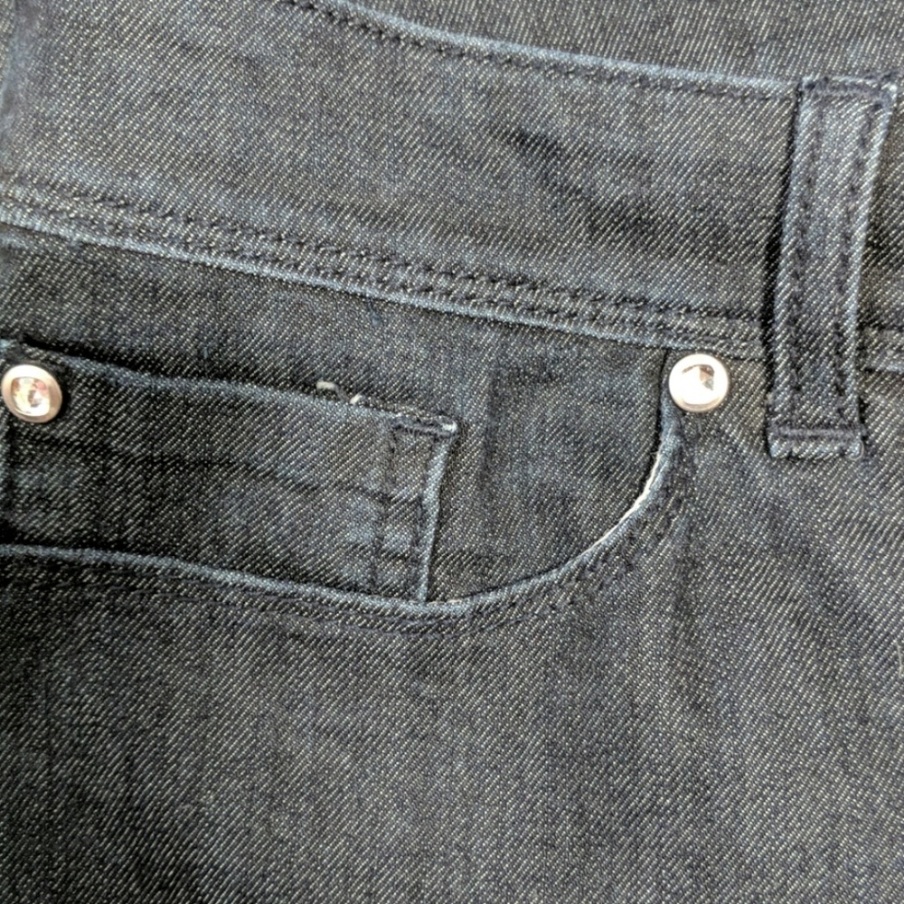 Chico's Platinum Embellished Jean Size 14 (2.5/L) - Picture 3 of 8